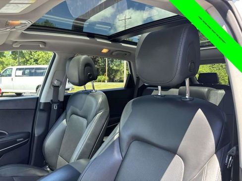 Used 2018 Hyundai Santa Fe AWD w/ SE Ultimate Tech Package 03 image 6