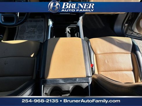 Used 2024 Ford F250 Lariat w/ Chrome Package image 21