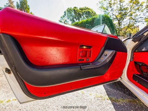 Used 1991 Chevrolet Corvette ZR-1 image 27