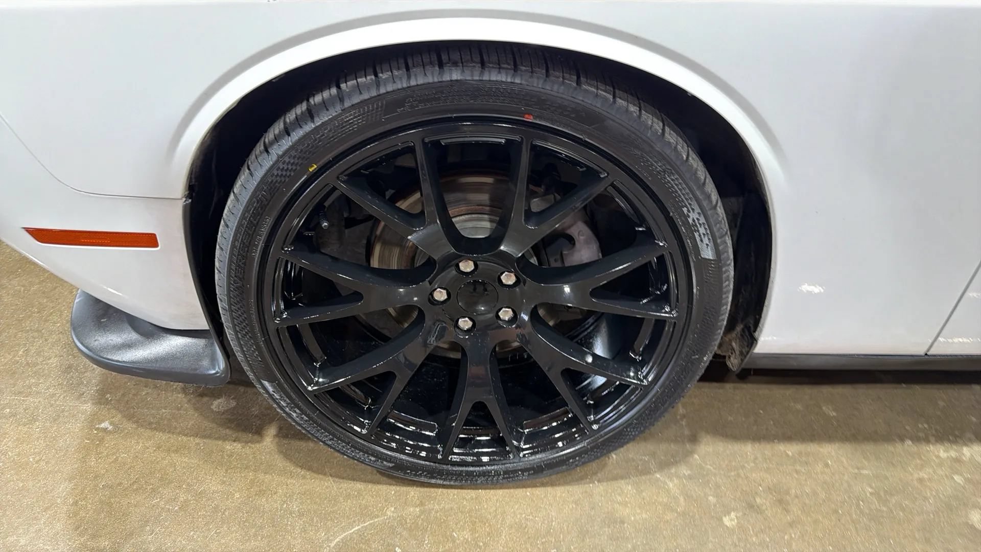 Used 2020 Dodge Challenger R/T RWD image 8