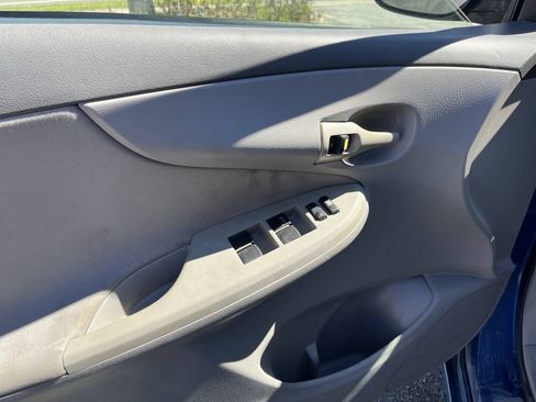 Used 2009 Toyota Corolla LE FWD image 10