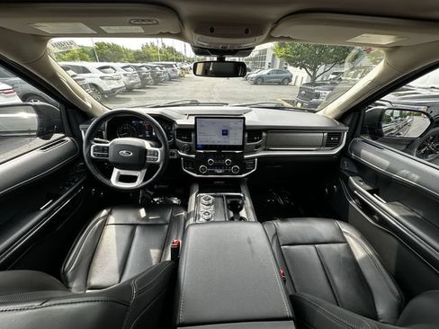 Certified 2023 Ford Expedition XLT AWD/4WD image 16