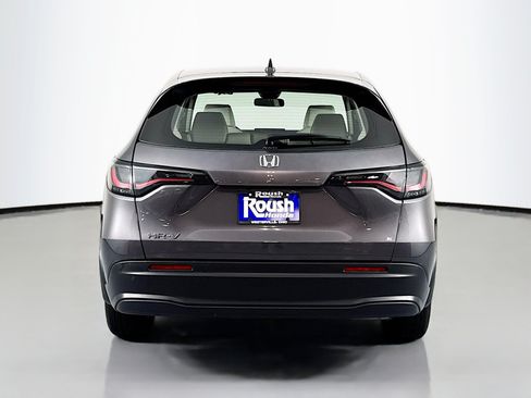 Certified 2024 Honda HR-V LX image 6