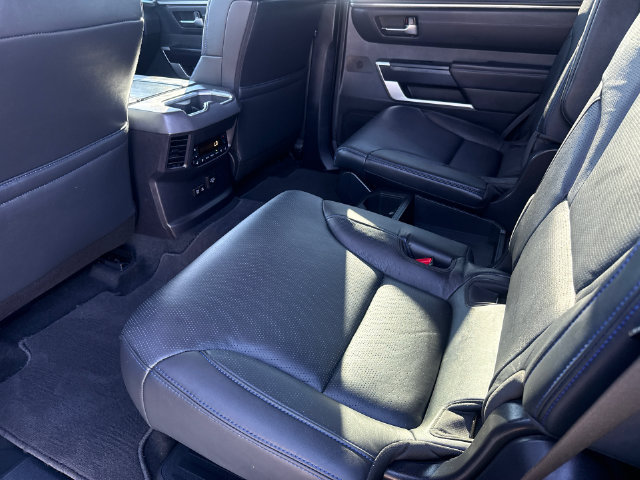 Used 2025 Toyota Sequoia Platinum AWD/4WD image 19