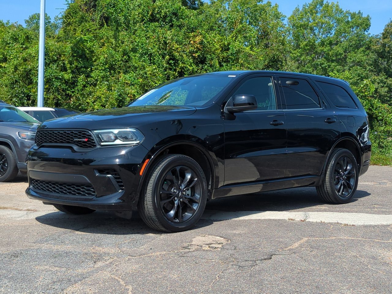 Used 2025 Dodge Durango GT AWD/4WD image 1