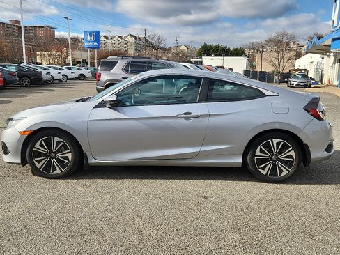 Used 2017 Honda Civic EX-L image 7