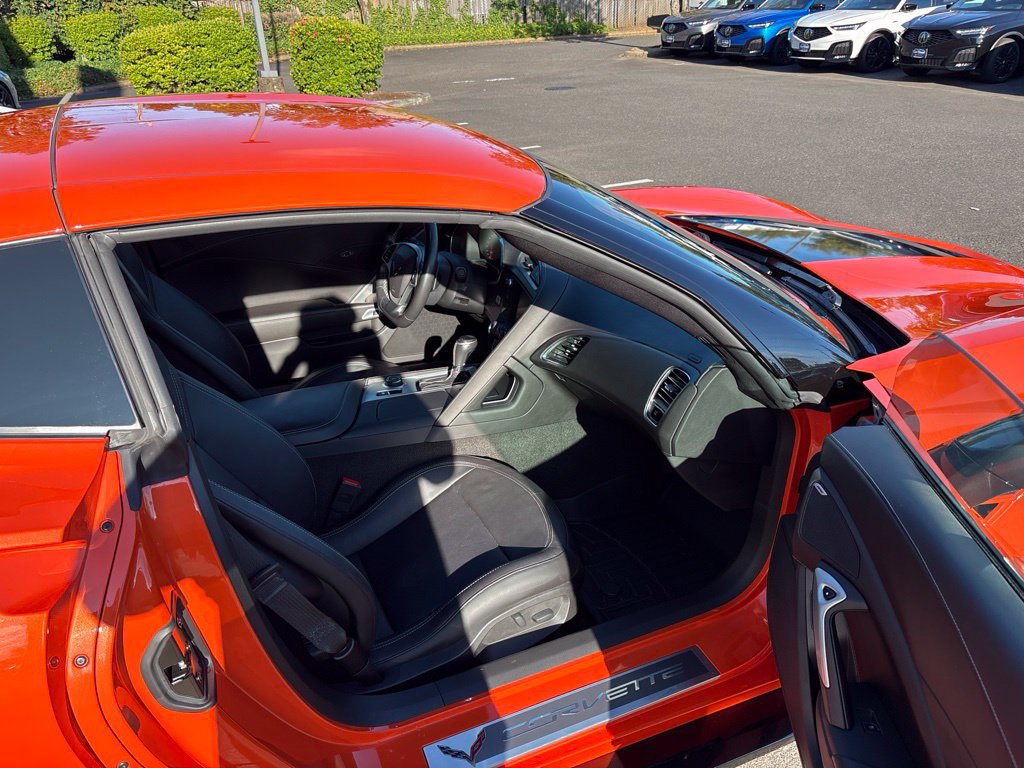 Used 2019 Chevrolet Corvette Grand Sport w/ Carbon Flash Badge Package RWD image 23