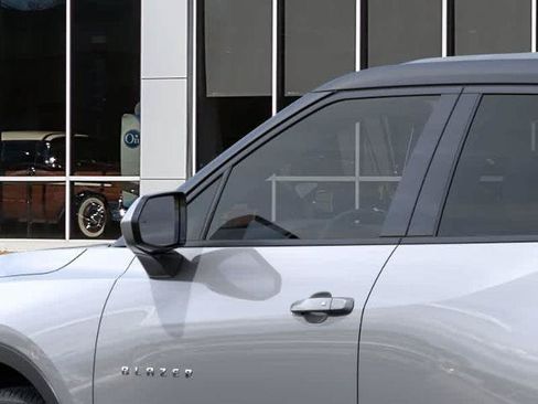 New 2026 Chevrolet Blazer LT AWD/4WD image 12
