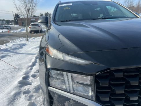 Used 2023 Hyundai Santa Fe SEL image 2