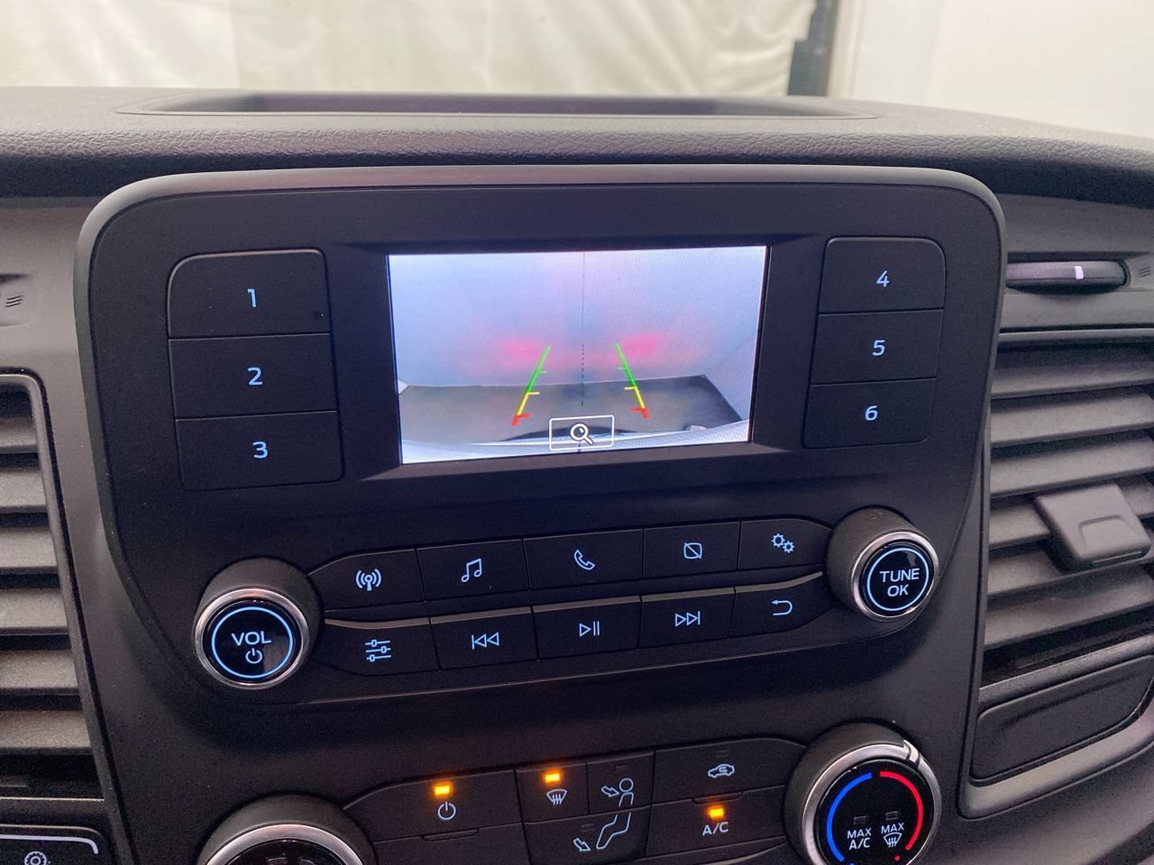 Used 2025 Ford Transit 250 148 Medium Roof Extended AWD image 18