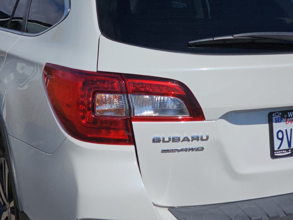 Used 2019 Subaru Outback 3.6R Limited AWD/4WD image 41
