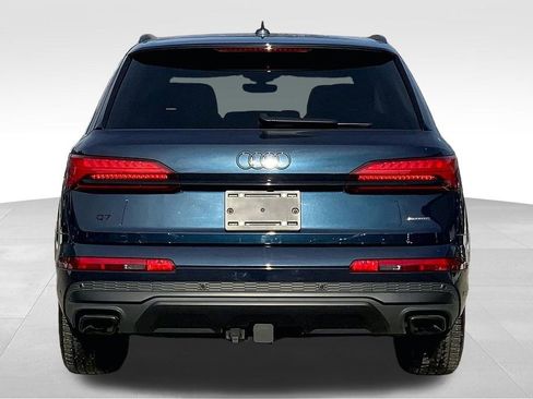 Certified 2025 Audi Q7 3.0T Premium Plus image 4
