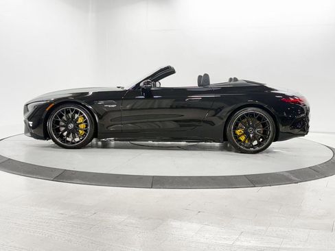 Used 2022 Mercedes-Benz SL 55 AMG 4MATIC w/ Driver Assistance Package image 5