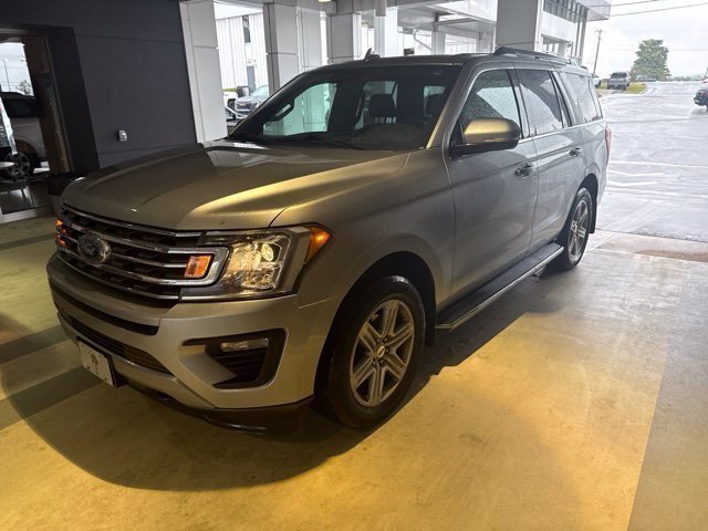 Used 2021 Ford Expedition XLT AWD/4WD image 2