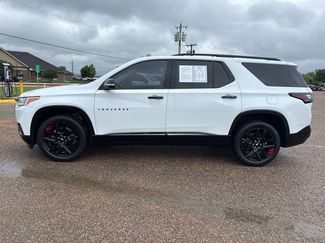 Used 2021 Chevrolet Traverse Premier w/ Redline Edition FWD video 2