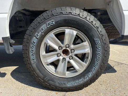 Used 2023 Ford F150 XLT image 3