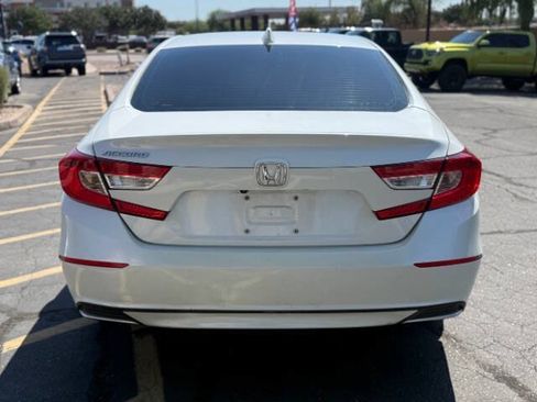 Used 2018 Honda Accord LX image 4