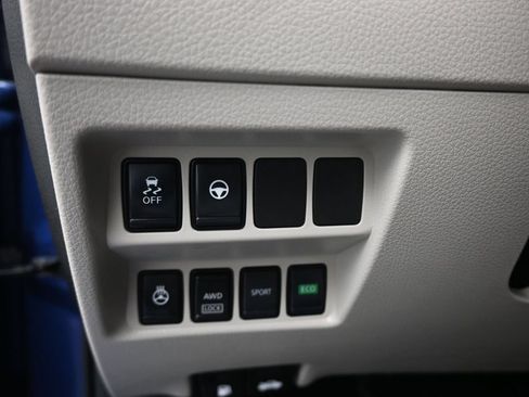 Used 2022 Nissan Rogue Sport SL AWD/4WD image 29