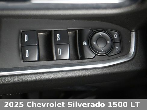 Used 2025 Chevrolet Silverado 1500 LT image 12