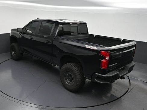 Used 2019 Chevrolet Silverado 1500 LT Trail Boss AWD/4WD image 17