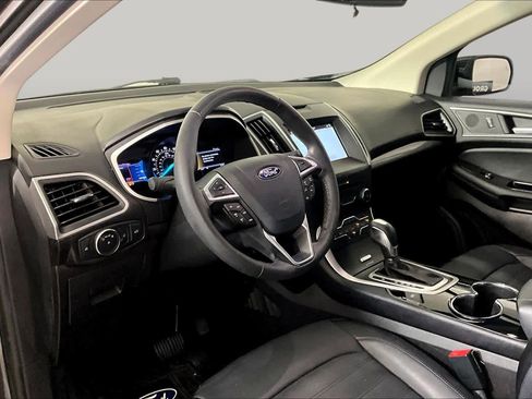 Used 2017 Ford Edge SEL w/ Equipment Group 201A FWD image 17