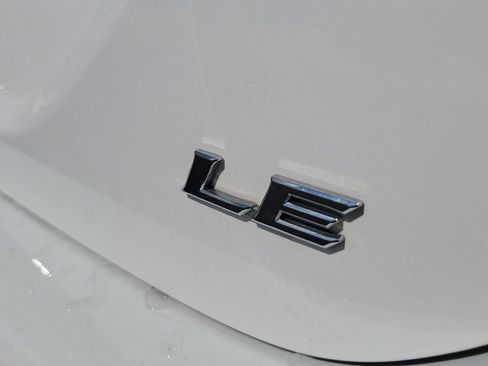 Used 2022 Toyota Camry LE FWD image 25