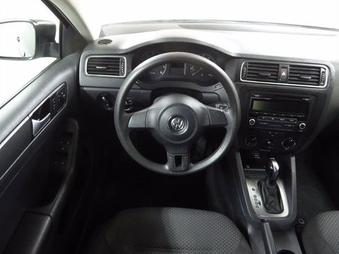 Used 2014 Volkswagen Jetta S FWD image 10