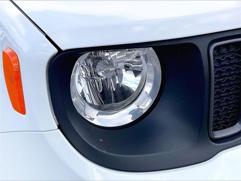 Used 2023 Jeep Renegade Trailhawk image 29