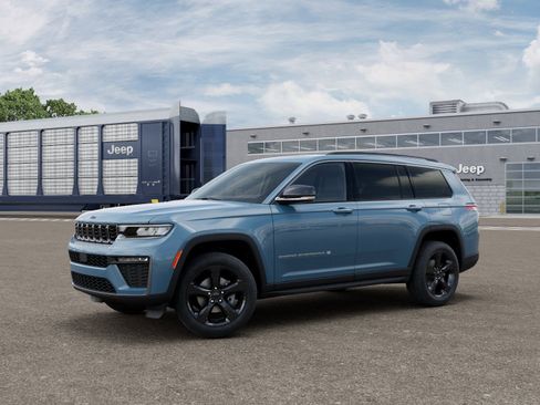 New 2026 Jeep Grand Cherokee L Limited AWD/4WD image 2