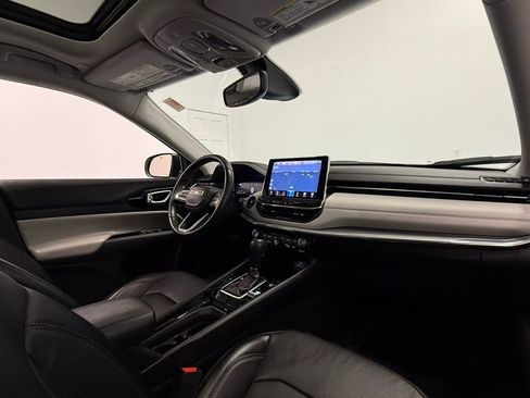 Used 2022 Jeep Compass Limited w/ Elite Group image 28