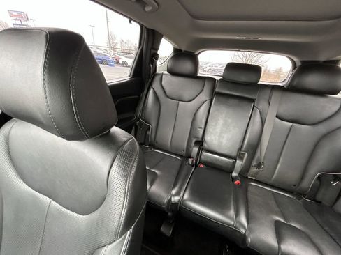 Used 2023 Hyundai Santa Fe Limited AWD/4WD image 14