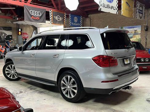 Used 2013 Mercedes-Benz GL 450 4MATIC image 4