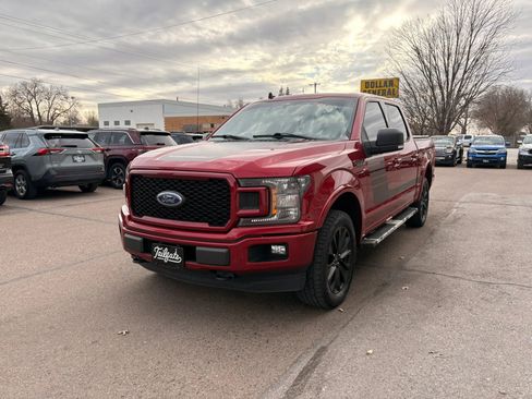 Used 2019 Ford F150 XLT w/ Equipment Group 302A Luxury AWD/4WD image 4