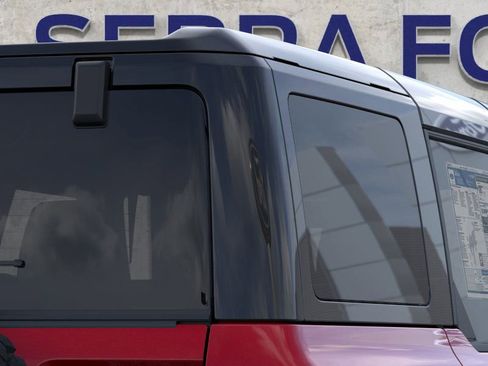 New 2025 Ford Bronco Badlands image 25