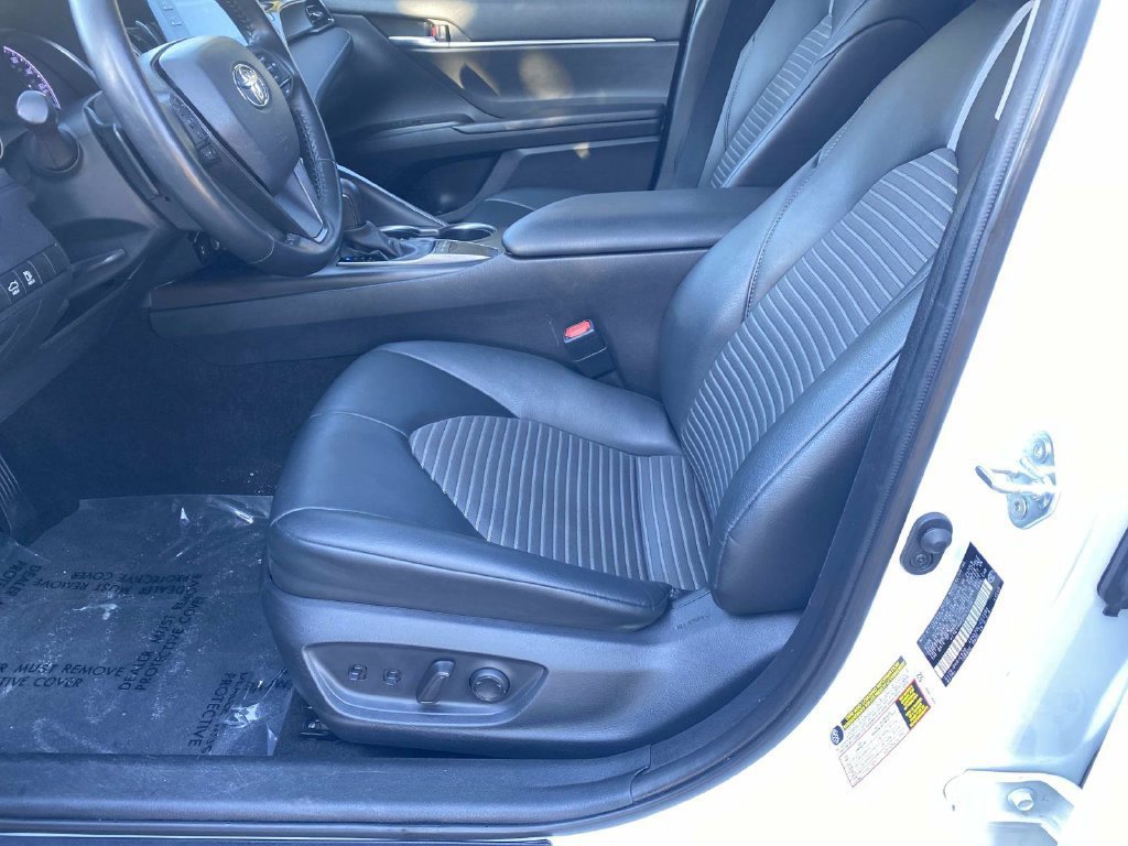 Used 2023 Toyota Camry SE FWD image 18