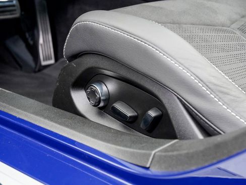 Used 2025 Chevrolet Corvette Z06 w/ Battery Protection Package image 12