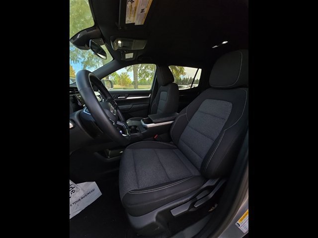 Used 2026 GMC Terrain Elevation FWD image 2
