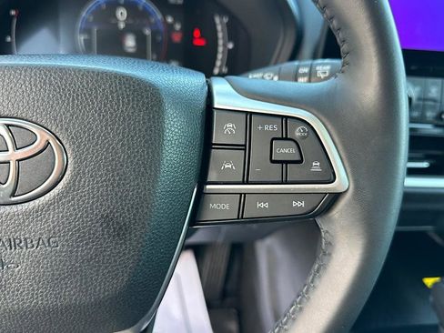 Certified 2024 Toyota Grand Highlander AWD image 18