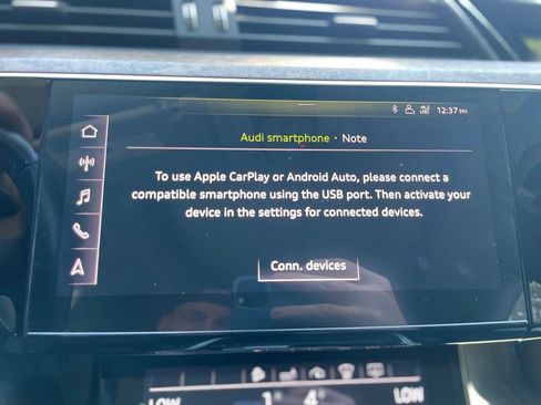 Used 2019 Audi e-tron Prestige w/ Prestige Package AWD/4WD image 18