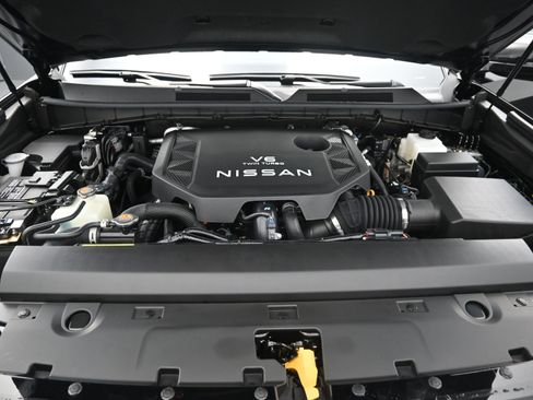 New 2025 Nissan Armada Platinum Reserve image 21