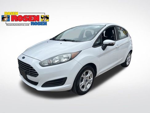 Used 2015 Ford Fiesta SE FWD image 1