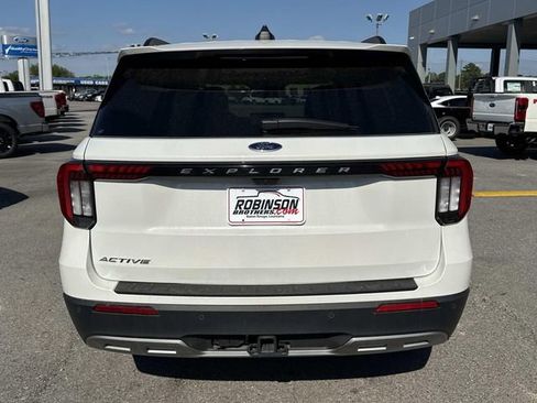 New 2026 Ford Explorer Active w/ Active Comfort Package image 6