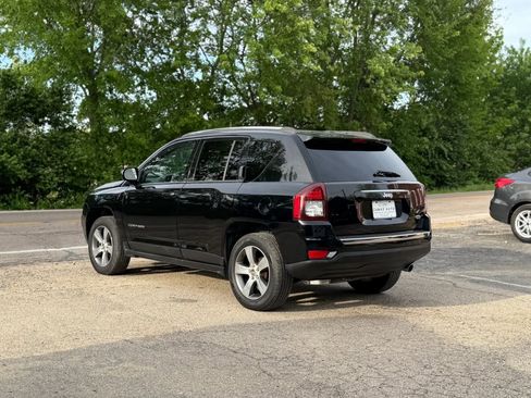 Used 2016 Jeep Compass High Altitude FWD image 13