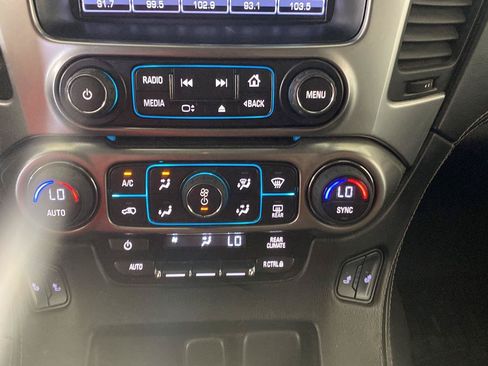 Used 2015 Chevrolet Suburban LT AWD/4WD image 14