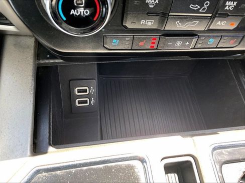 Used 2018 Ford F150 Lariat w/ Equipment Group 501A Mid image 23