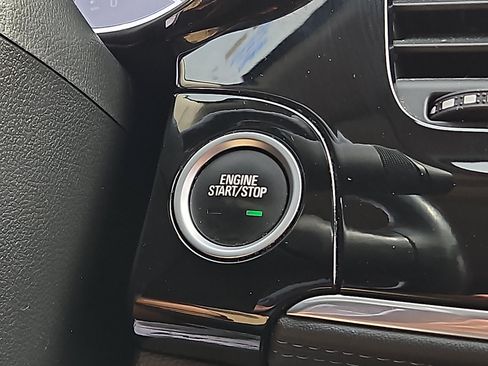 Certified 2019 Buick Encore Preferred FWD image 22