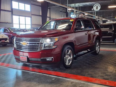 Used 2019 Chevrolet Tahoe Premier image 3