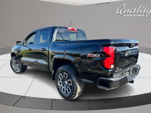 Used 2024 Chevrolet Colorado Z71 w/ Z71 Convenience Package 2 image 7