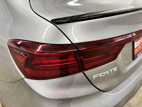 Used 2023 Kia Forte GT-Line FWD image 9