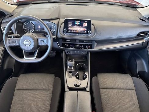 Used 2024 Nissan Rogue SV AWD/4WD image 15